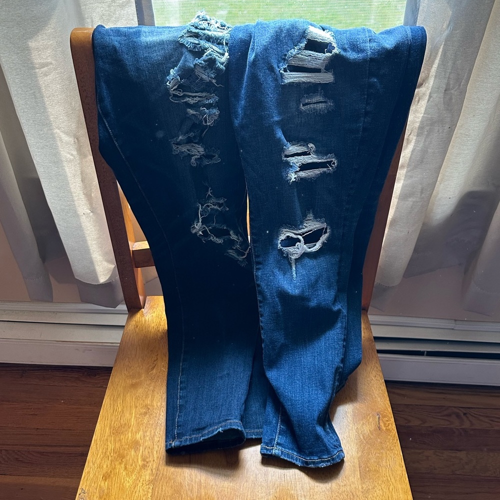 AMERCIAN EAGLE OUTFFITERS JEAN LOT!